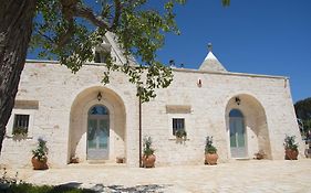 Trulli Laetitia